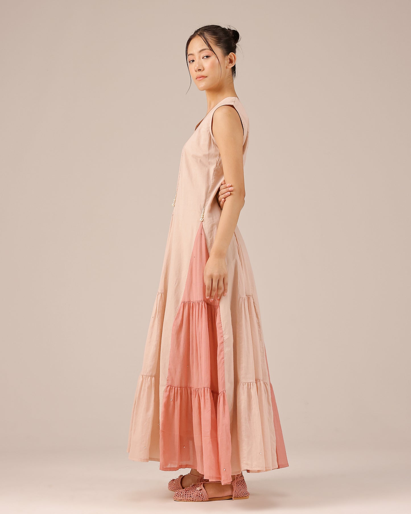 Pink Blush Pearl Sleeveless Midi Dress - OurDve