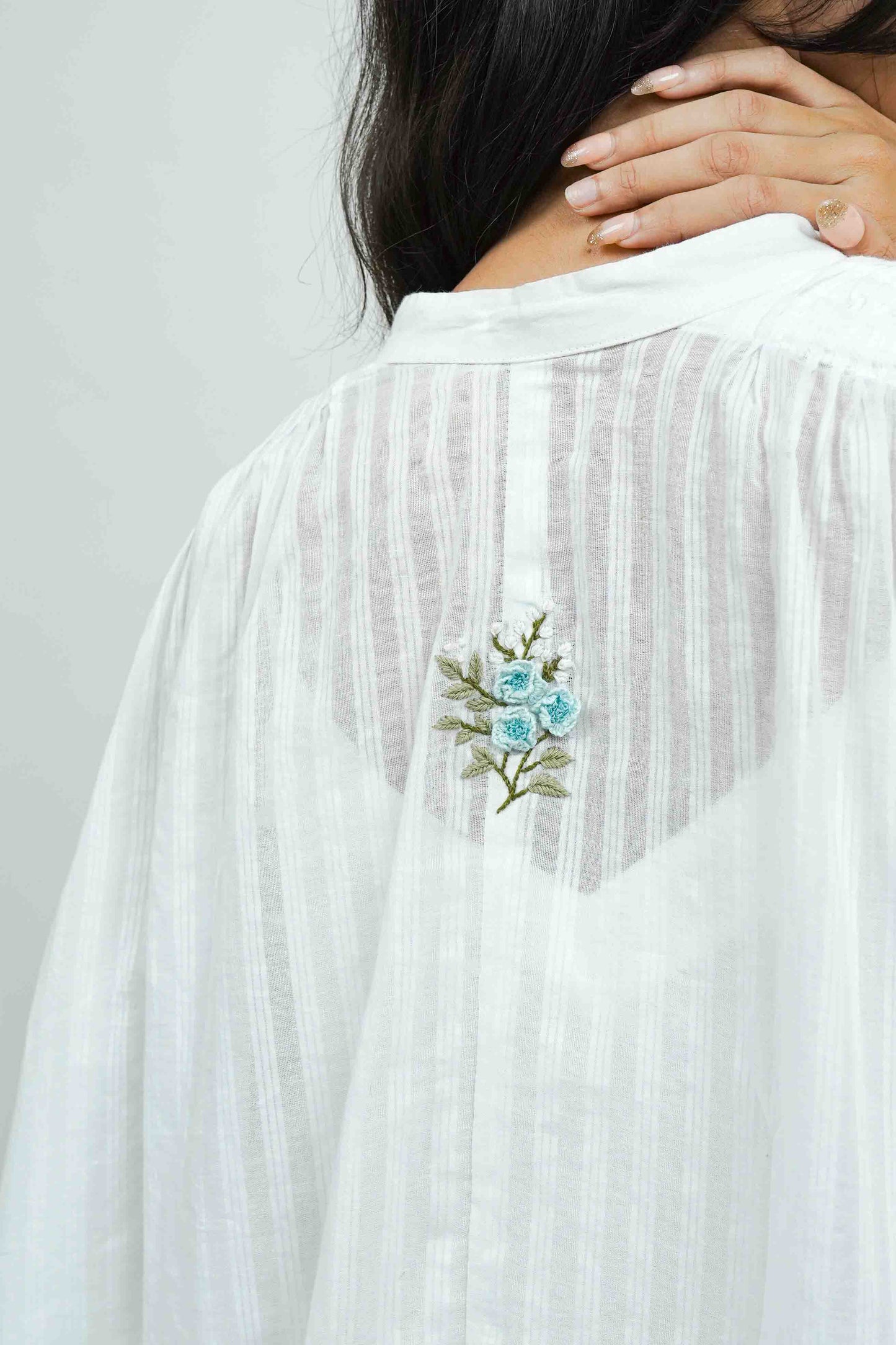 S0016 - White Cotton Shrug - OurDve