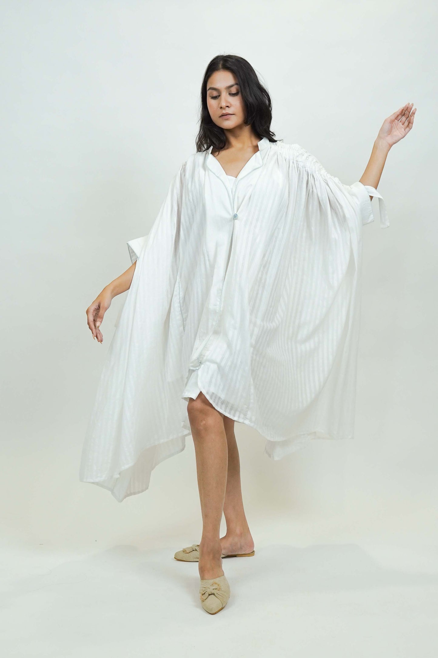S0016 - White Cotton Shrug - OurDve