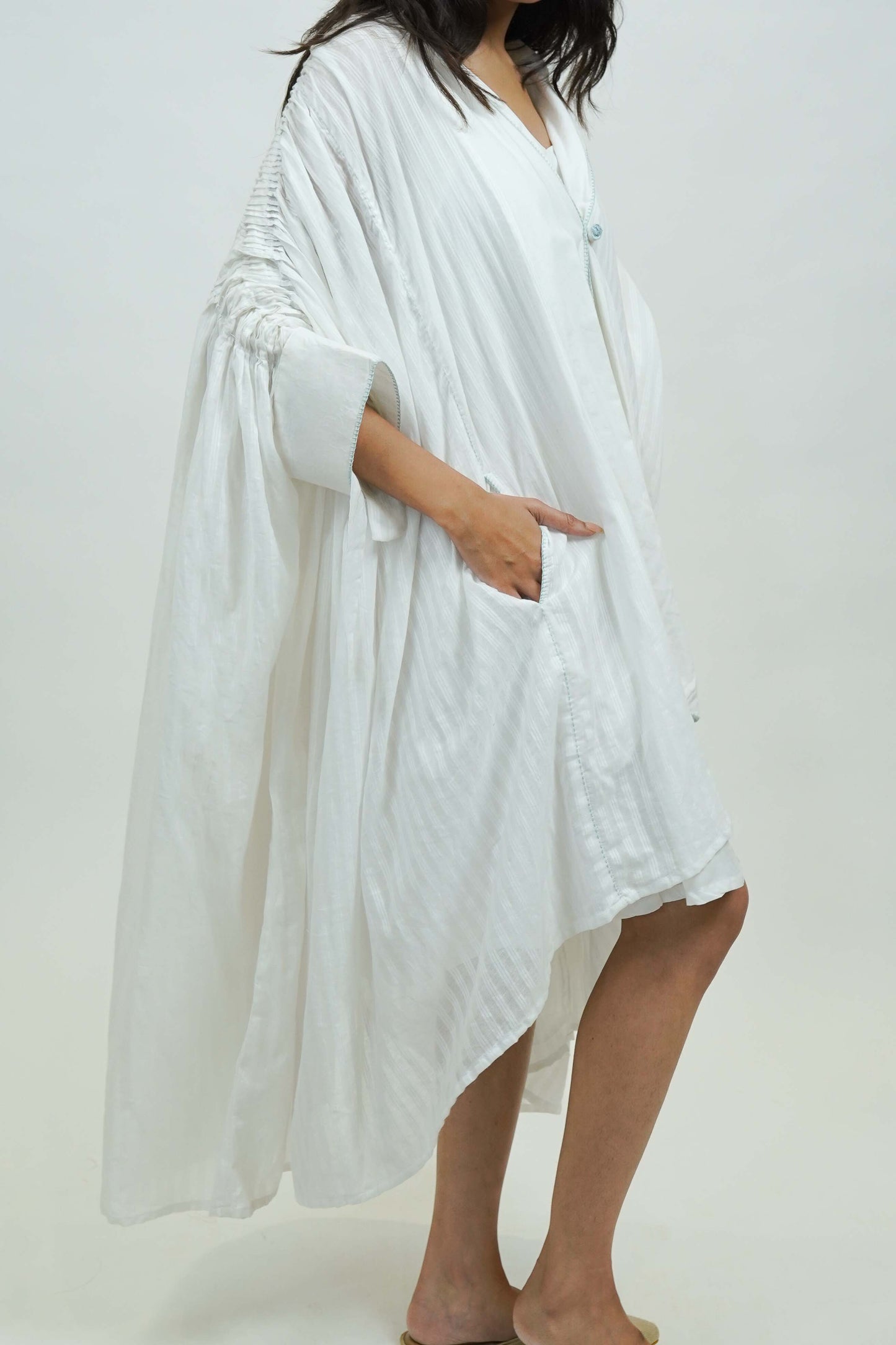 S0016 - White Cotton Shrug - OurDve