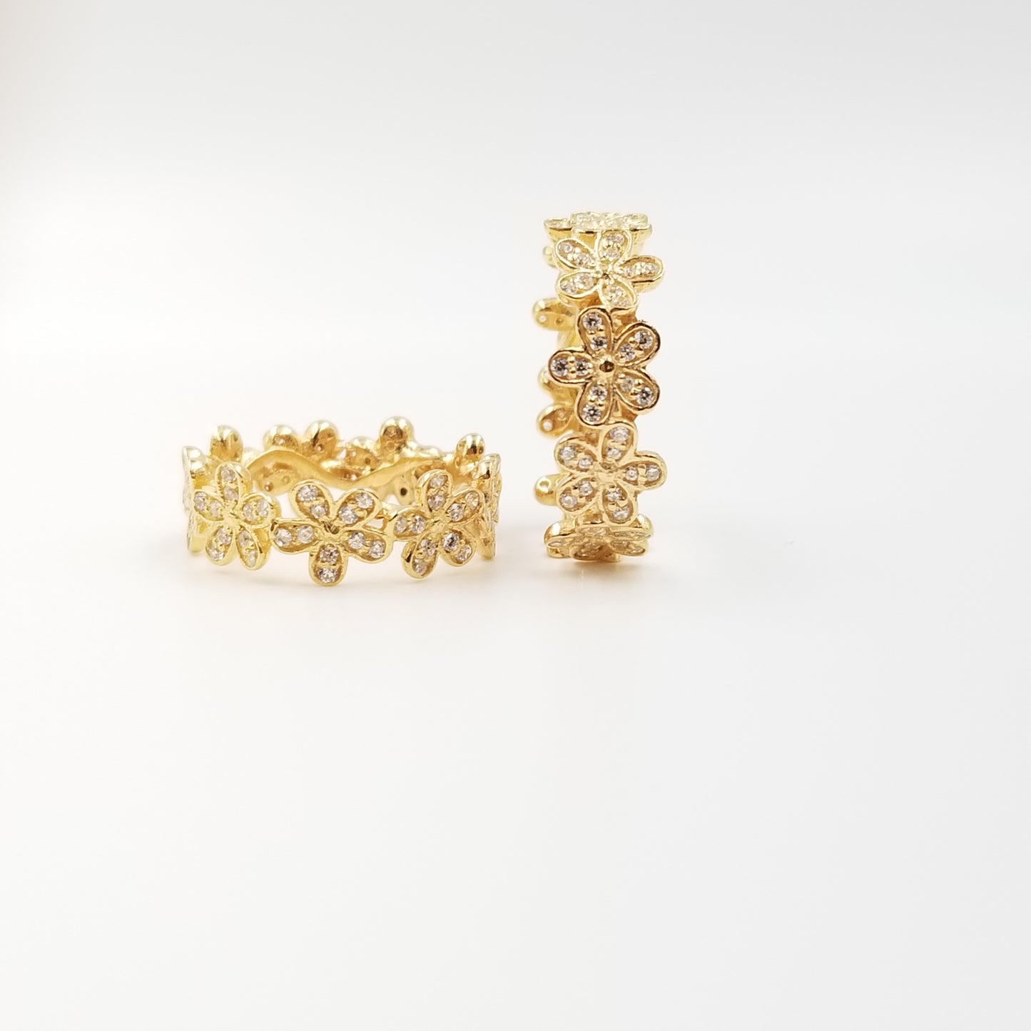 Danielle Ring - OurDve