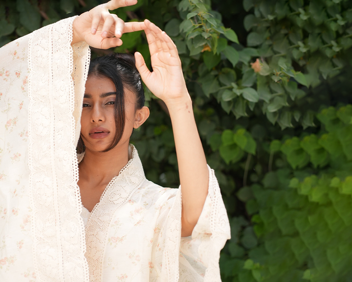 Christmas Women's Outfits: Different Styles for Different Occasions