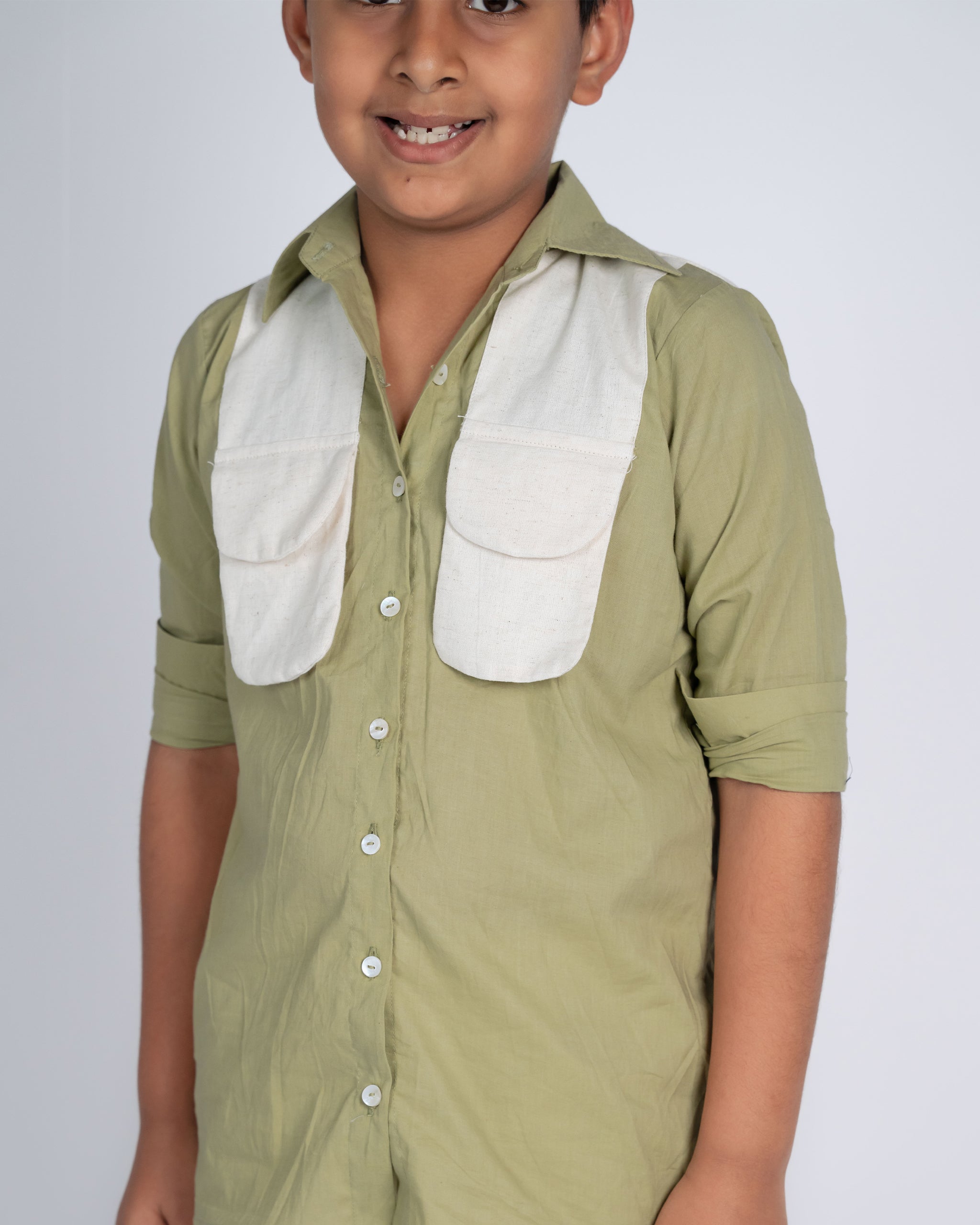Classic Charm Shirt - Green Beige