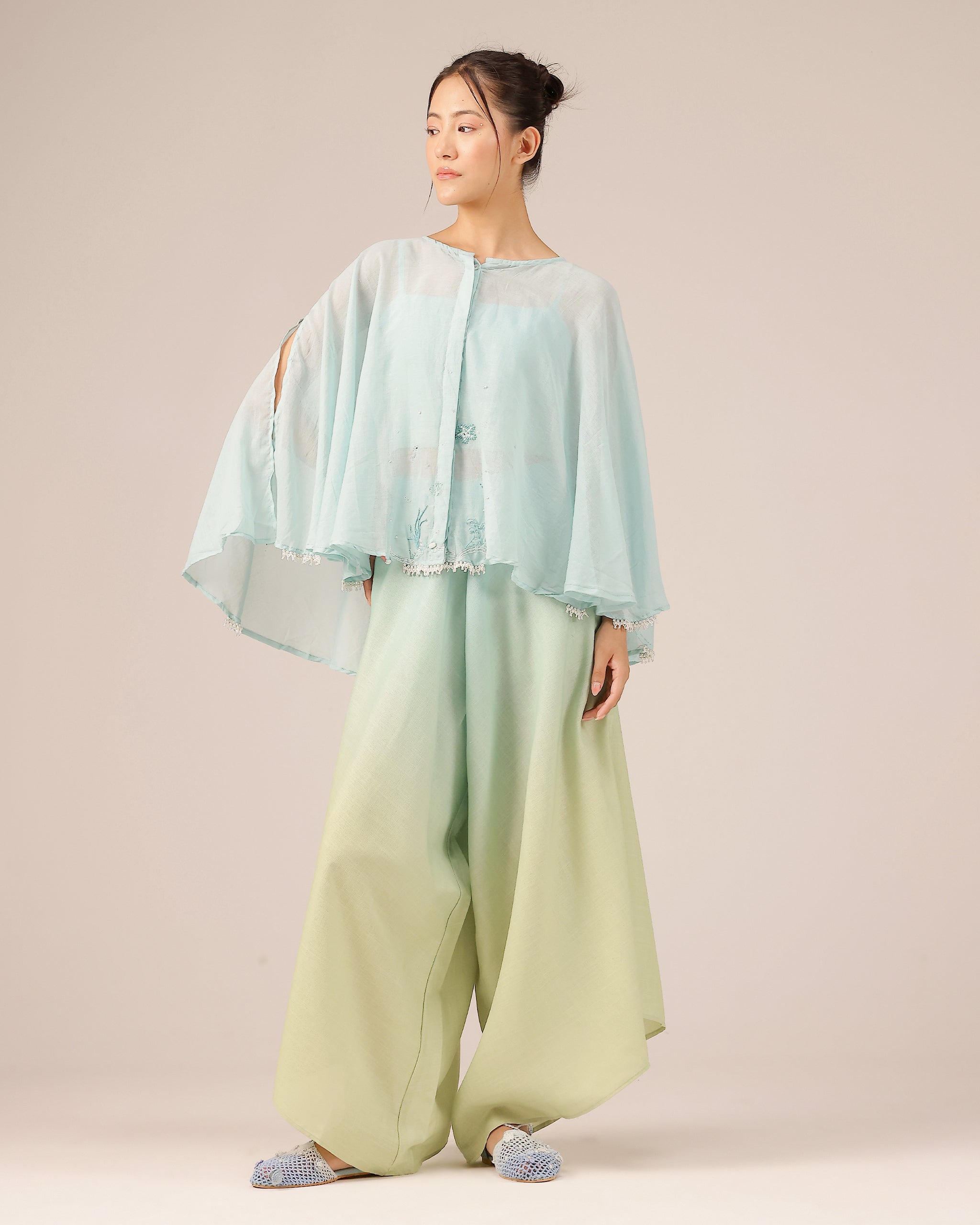 Golden Dune Top
 Tube Top 
Pant (Blue)