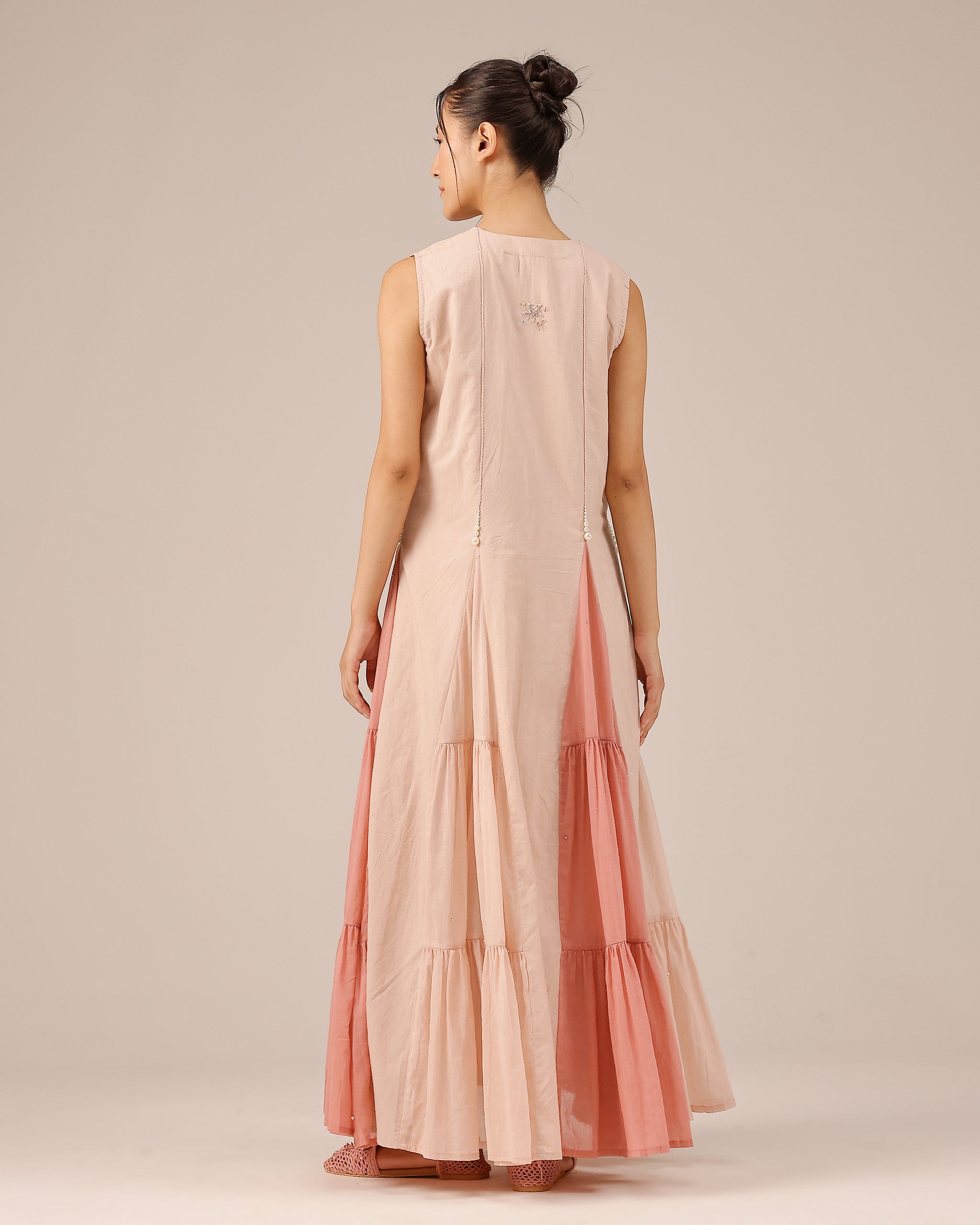 Pink Blush Pearl Sleeveless Midi Dress - OurDve