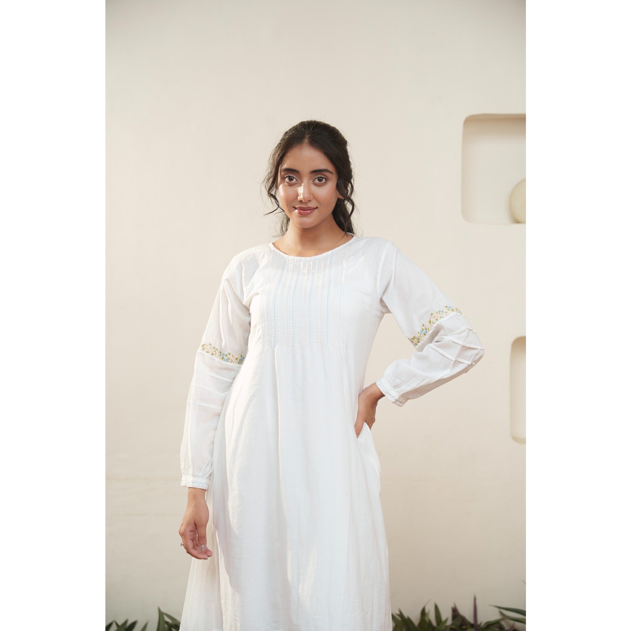 Capsule 16 - White Cotton Dress