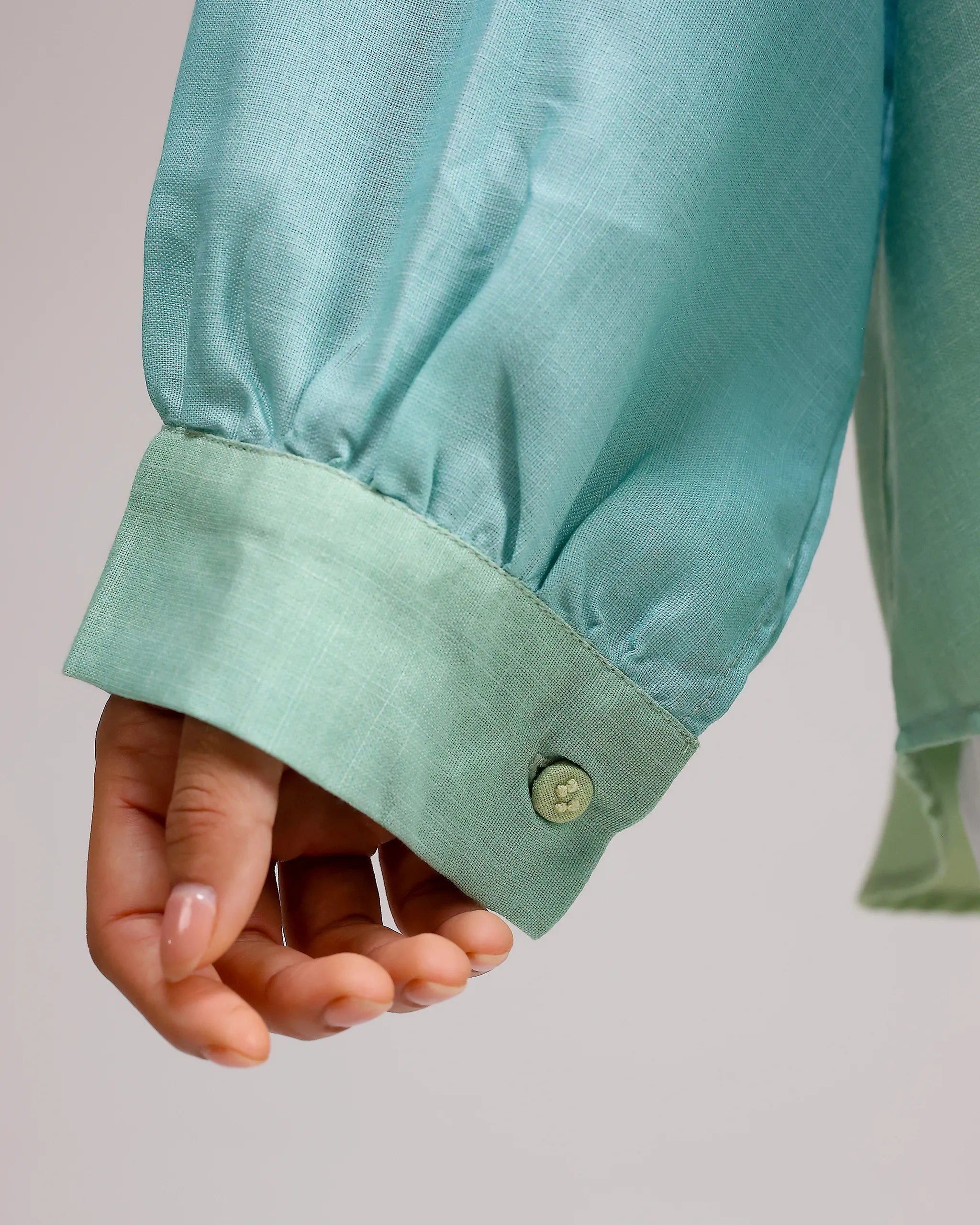 Sea Mist Shirt - Mint Blue Ombre