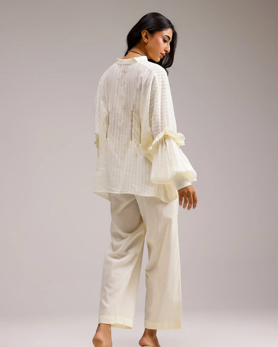 Silent Stripe Top - Beige Stripe