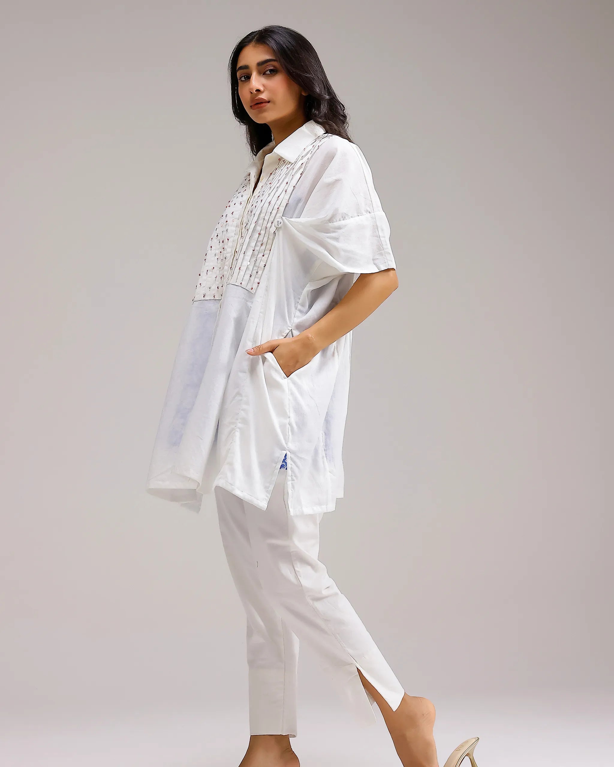 Candy Checks Top - White & Blue Flower