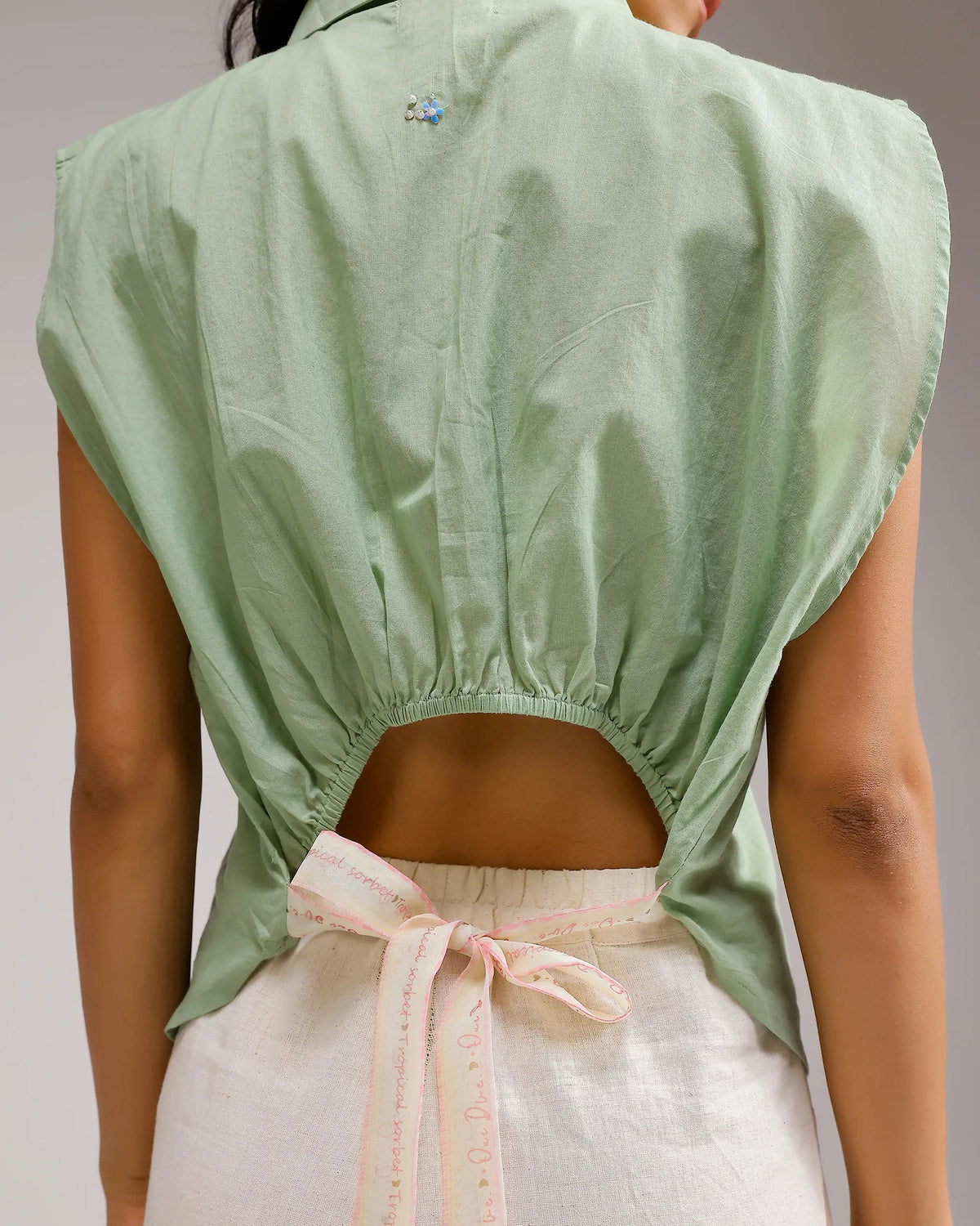Fresh Dew Top - Pale Green