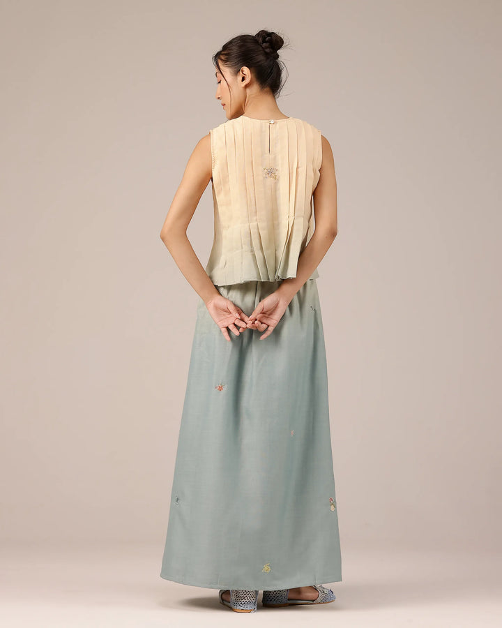 Berry Breeze Top (Ivory)