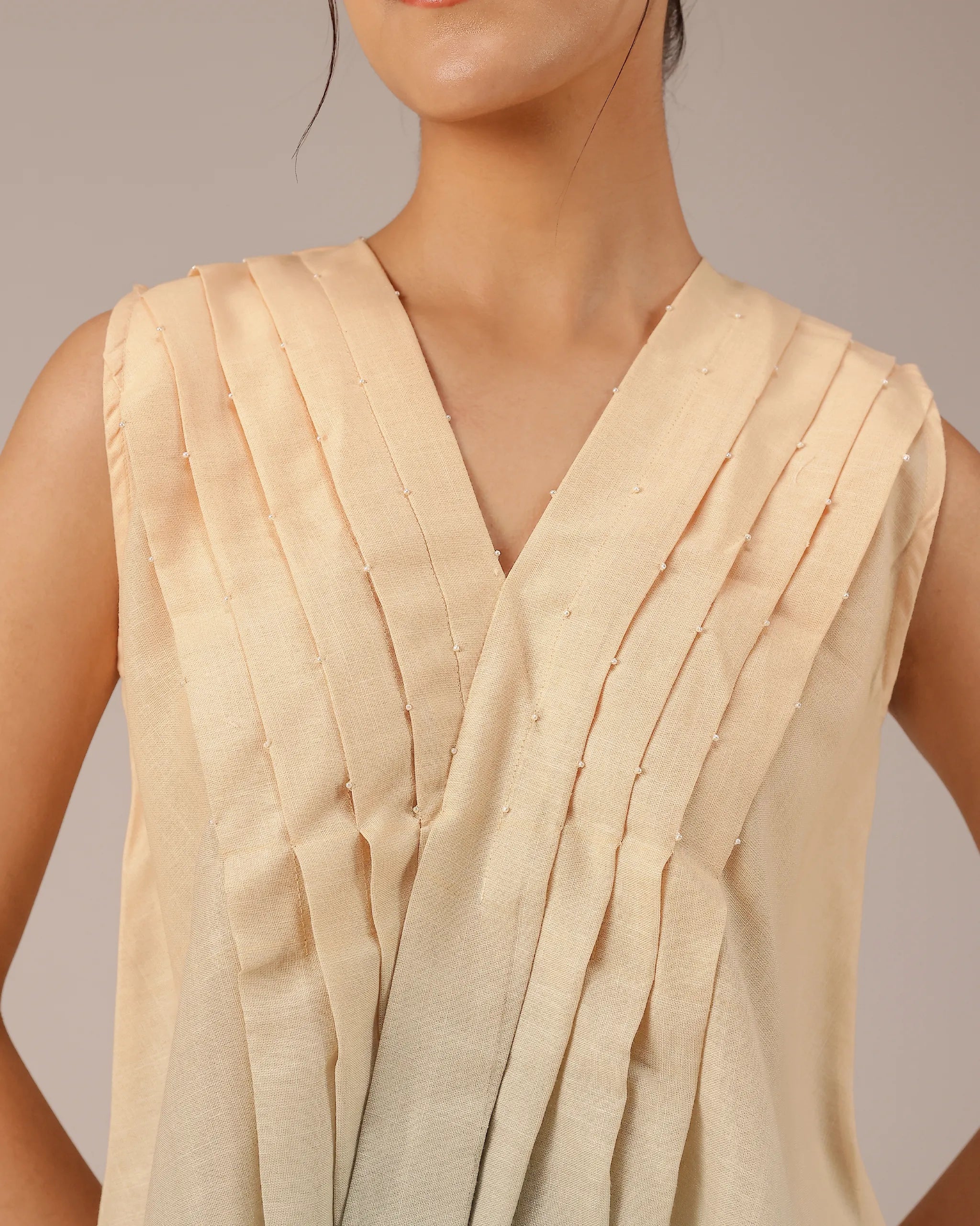 Berry Breeze Top (Ivory)