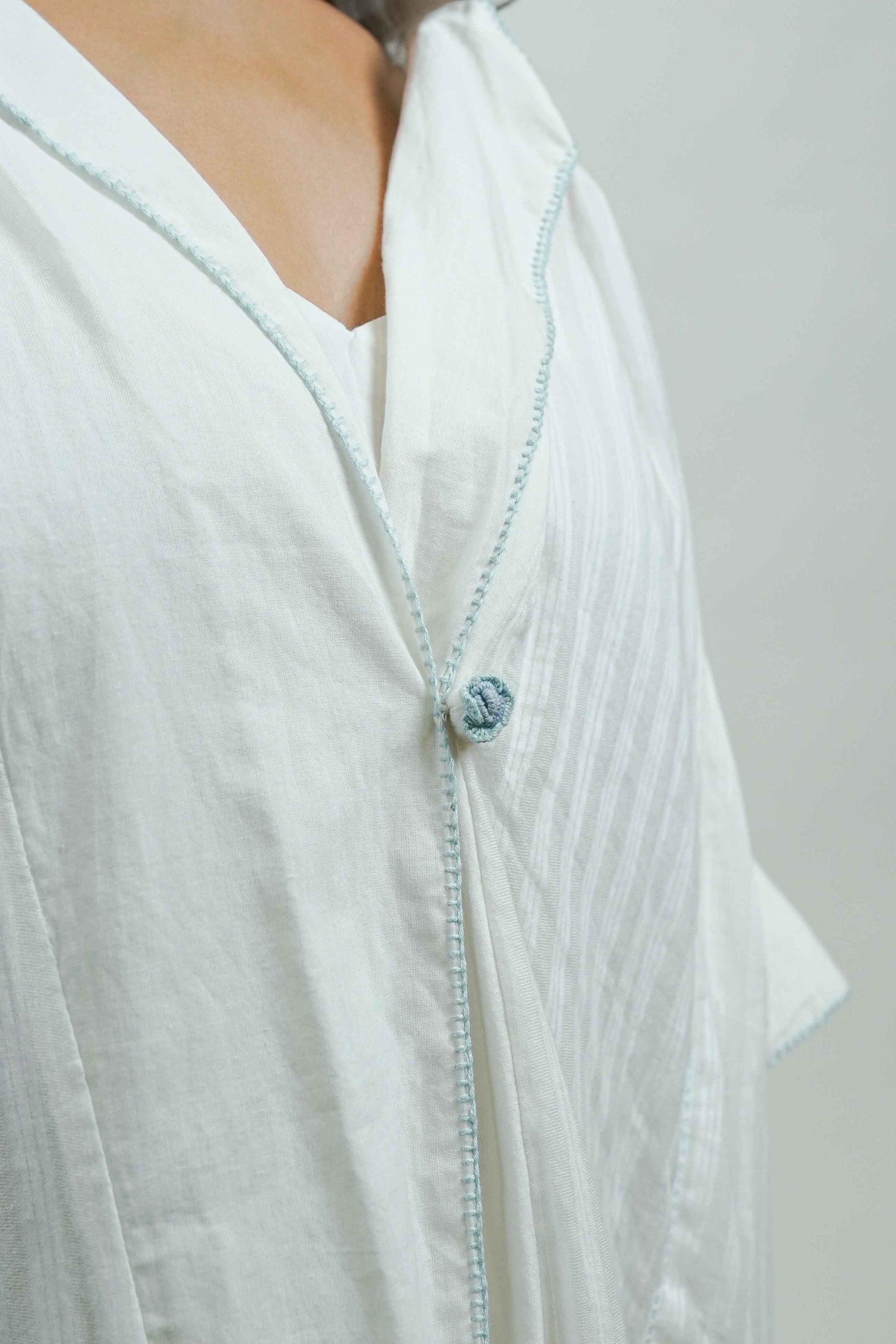 S0016 - White Cotton Shrug - OurDve
